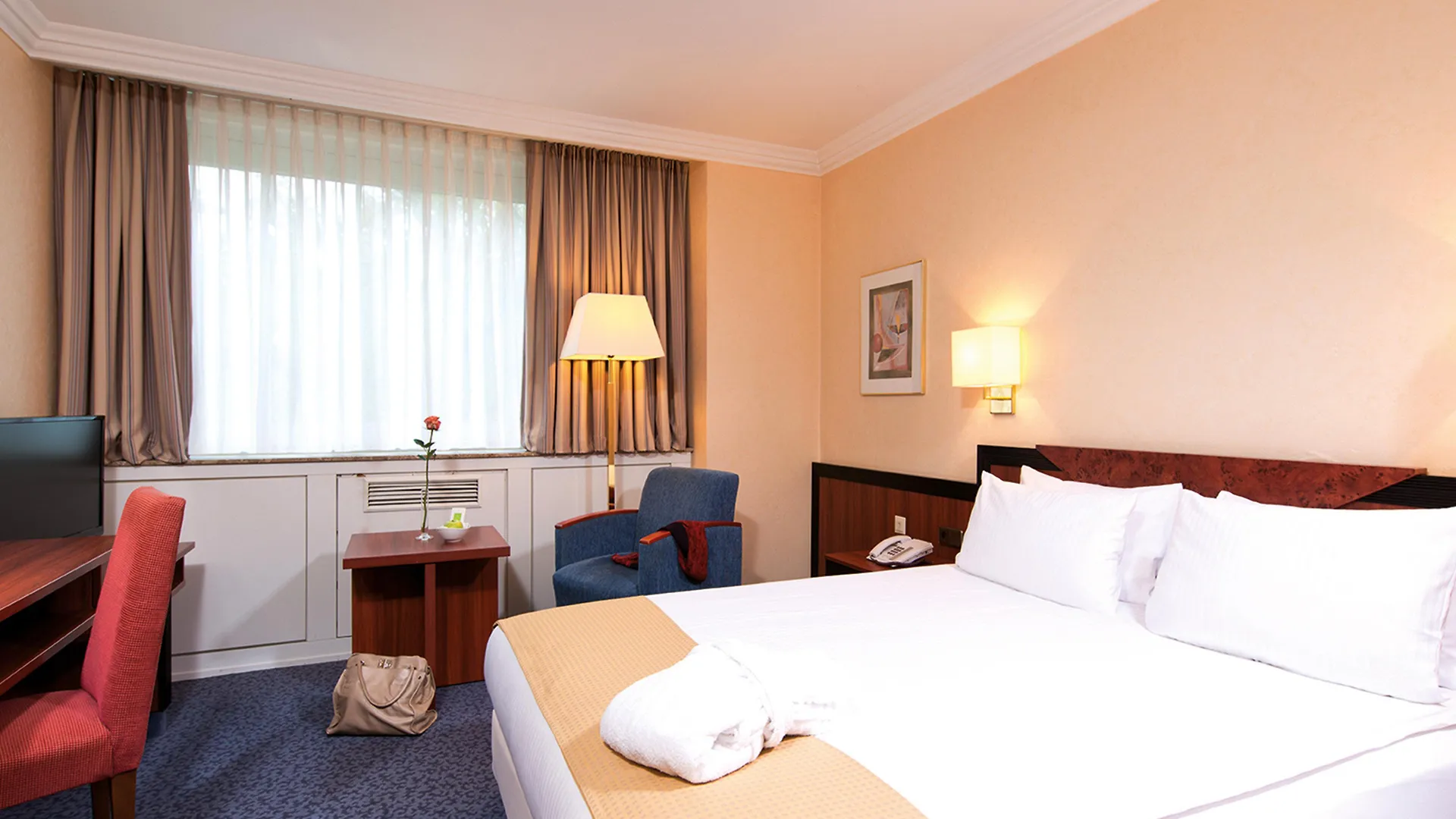 פרנקפורט Leonardo Hotel Frankfurt City South